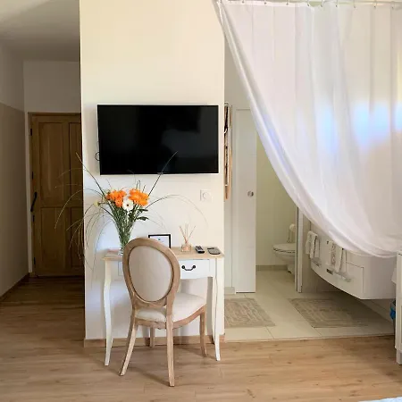 Manoir De La Gravette Гостевой дом