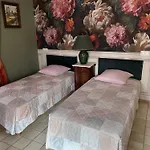 Guest house Manoir De La Gravette 4*
