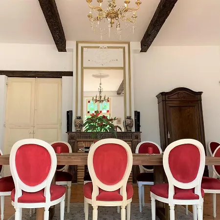 Manoir De La Gravette Authentic French Manor Experience 4*