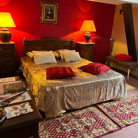 Manoir De La Gravette Authentic French Manor Experience 4*