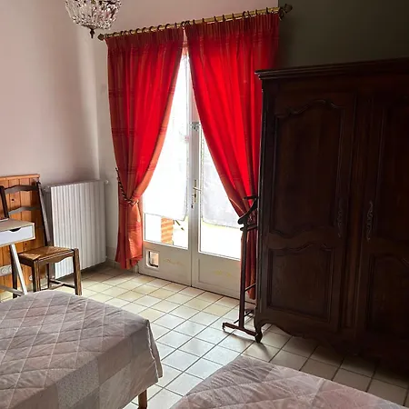 Manoir De La Gravette * Montauban