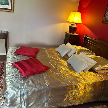 Гостевой дом Manoir De La Gravette Authentic French Manor Experience