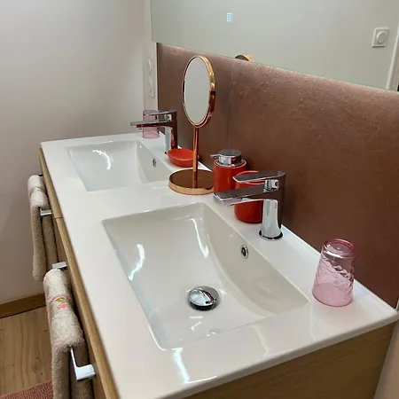 Гостевой дом Manoir De La Gravette Authentic French Manor Experience 4*