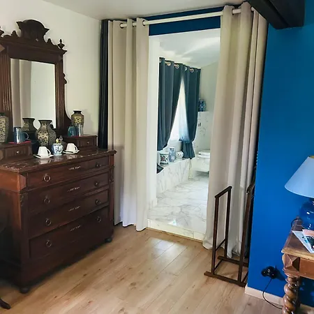 Guest house Manoir De La Gravette, Manoir Et Table D'hotes *