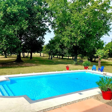Manoir De La Gravette Authentic French Manor Experience 4* Монтобан